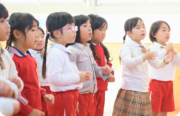 創造力に富み集中力のある子ども